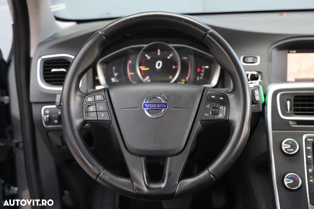 Volvo V60 D2 DRIVe Kinetic - 28