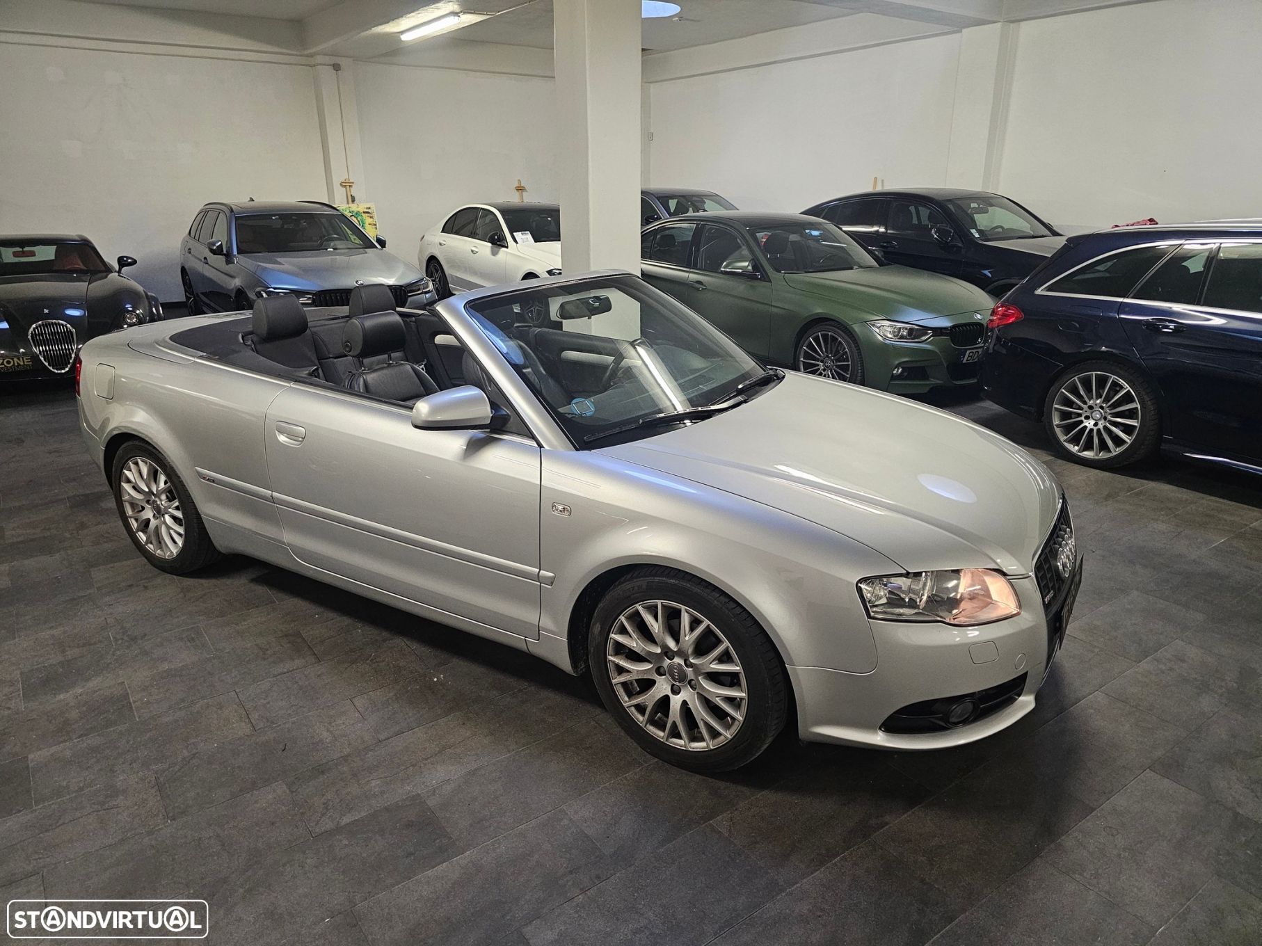 Audi A4 Cabrio 2.0 TDi Multitronic - 1