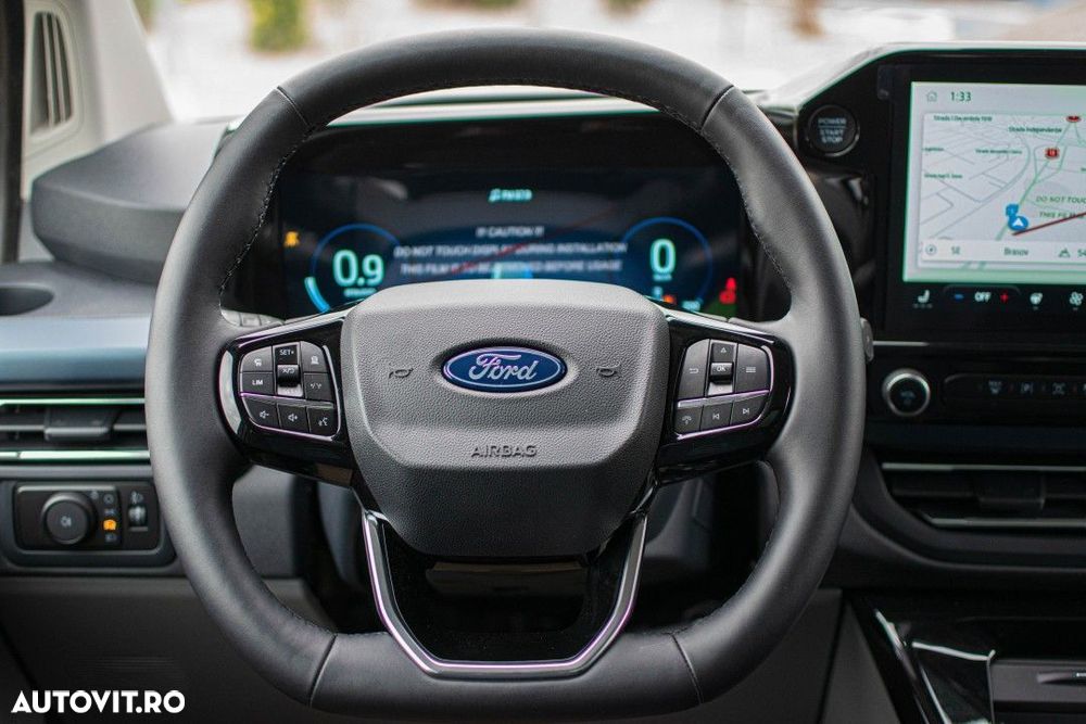 Ford Tourneo Custom - 16