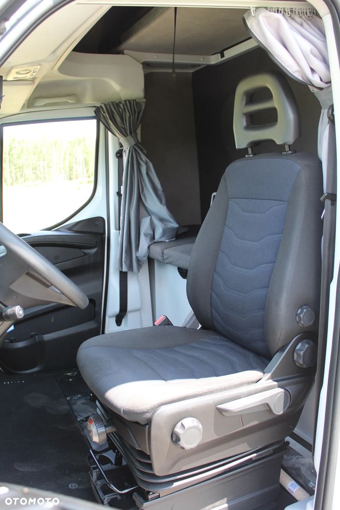 Iveco Iveco Daily 72-180 HI MATIC Solówka Firanka Winda - 35