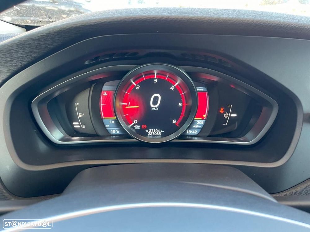 Volvo V40 1.6 D2 Summum - 13