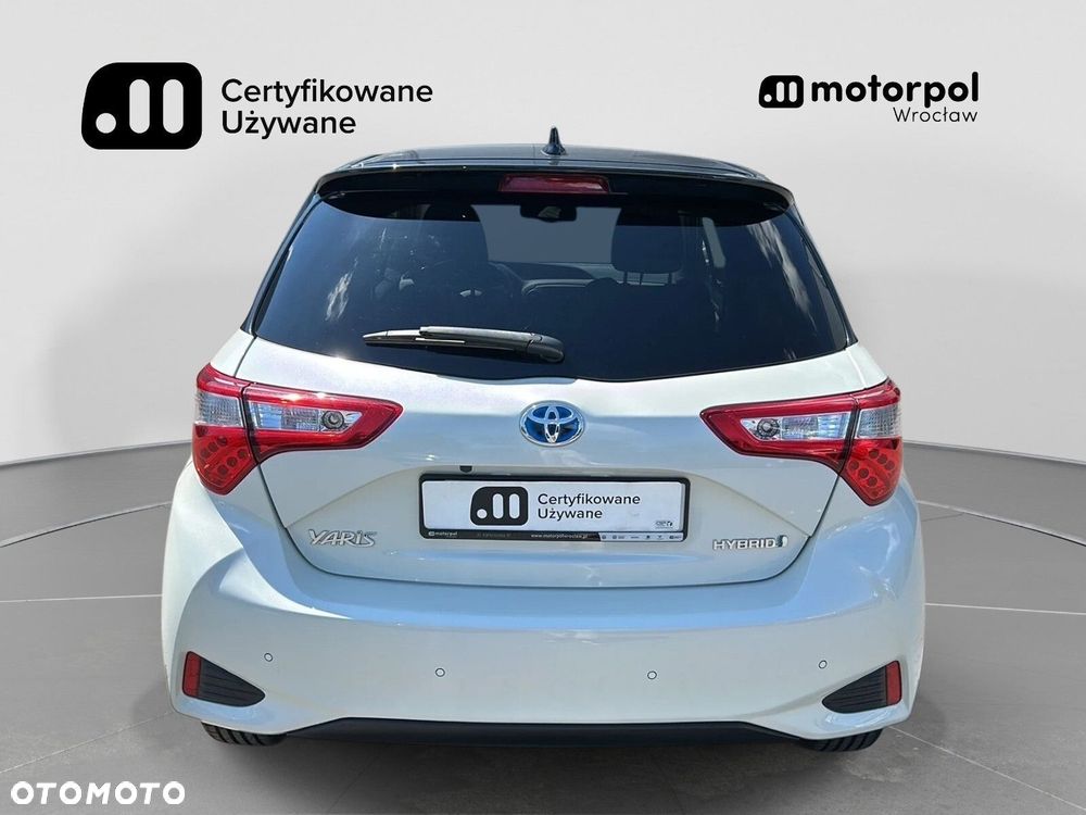 Toyota Yaris - 12