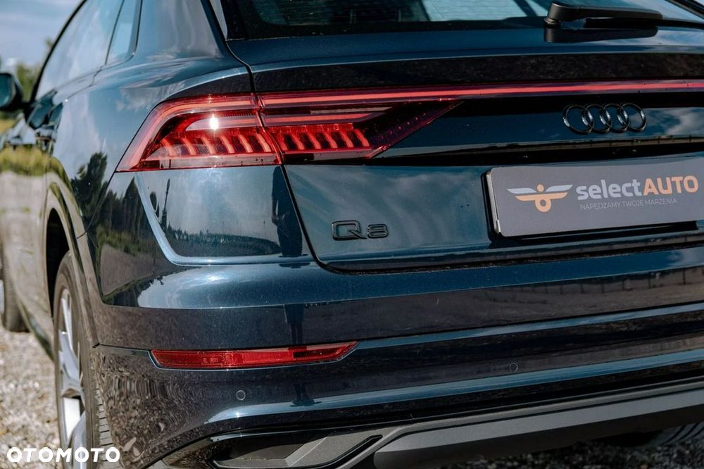 Audi Q8 - 11