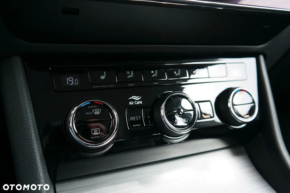 Skoda Superb 2.0 TSI Ambition DSG - 29