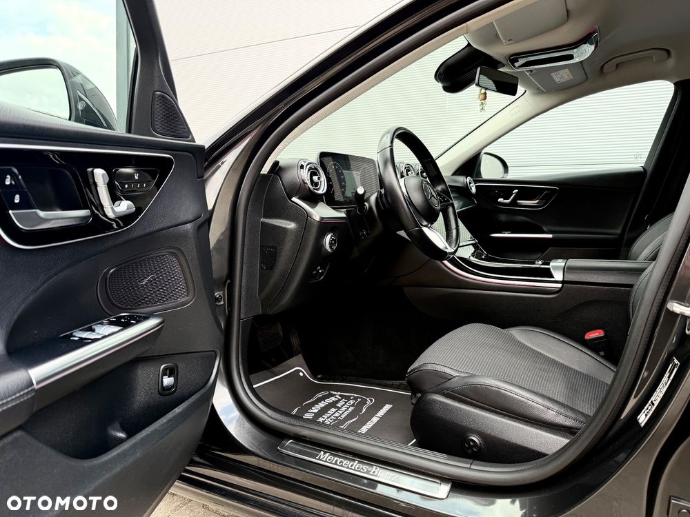 Mercedes-Benz Klasa C 220 d 9G-TRONIC Avantgarde - 23