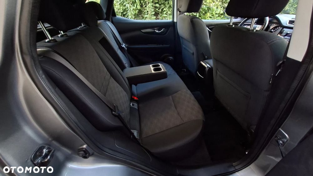 Nissan Qashqai 1.6 DCi ALL-MODE 4x4i ACENTA - 16