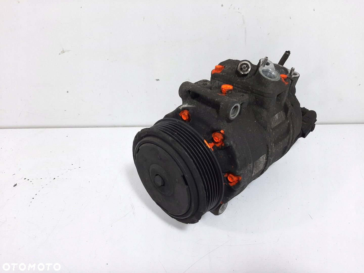 VW GOLF V 2.0 FSI SPORT 05R KOMPRESOR KLIMATYZACJI DENSO 1K0820859E - 3