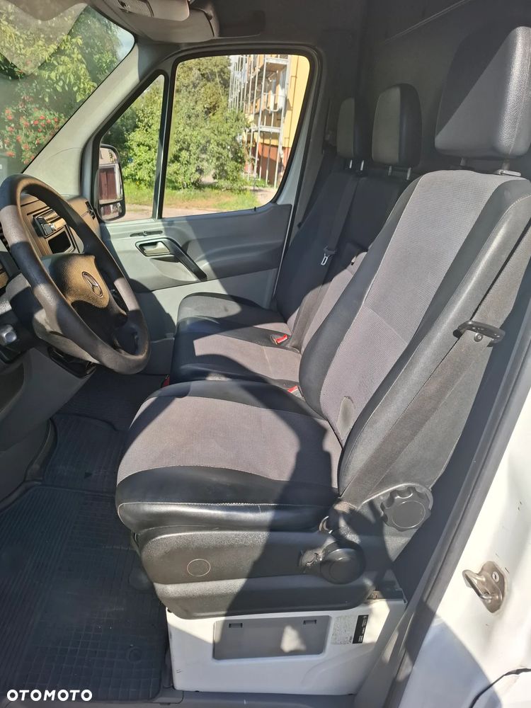 Mercedes-Benz SPRINTER - 8