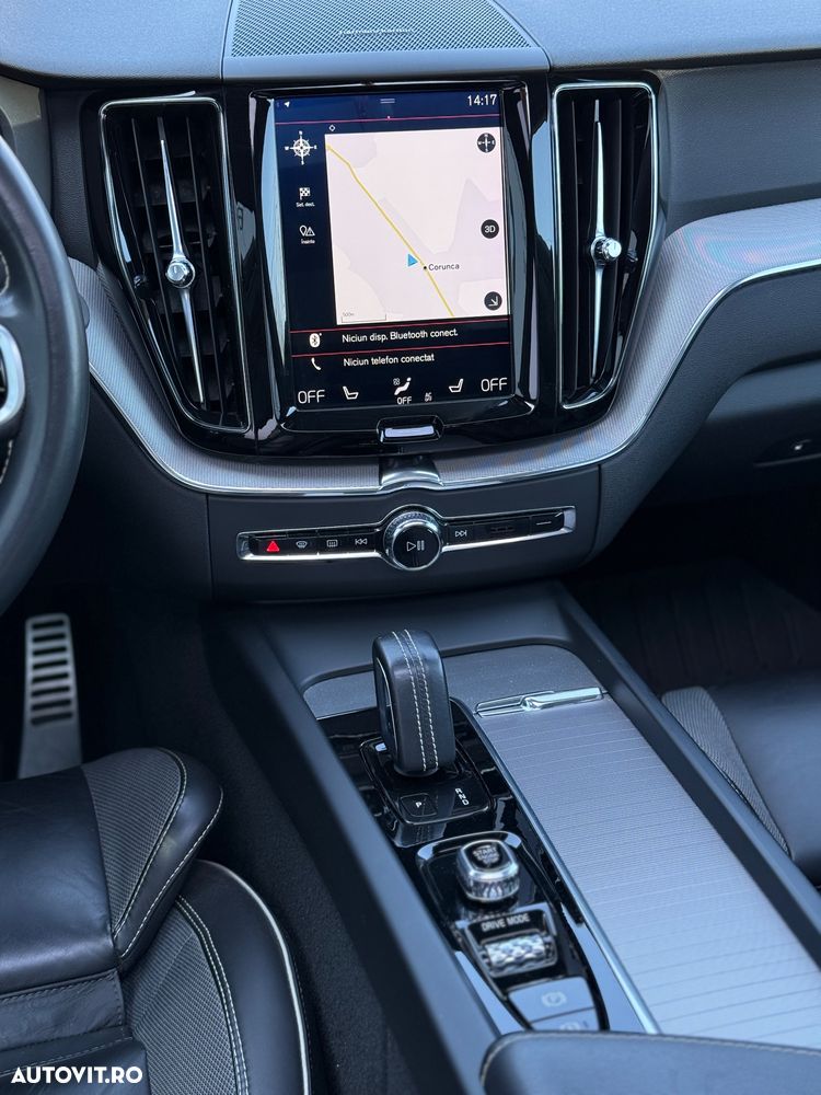 Volvo XC 60 D5 AWD Geartronic Inscription - 29