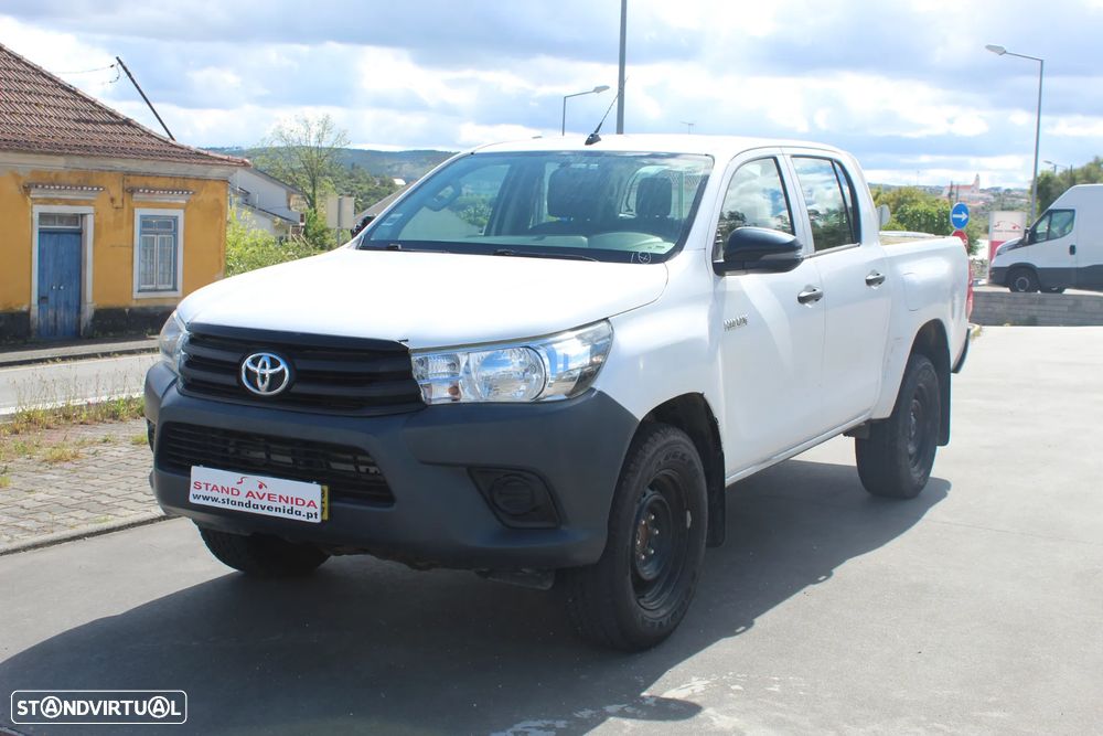 Toyota Hilux 2.4 D-4D 2WD CD - 2