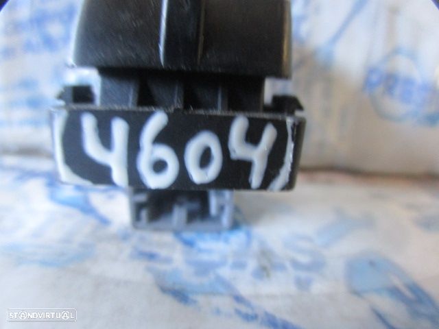 Interruptor 4H0959855A AUDI A1 SPORTBACK 8X FASE 2  2017 1.6TDI 115CV 5P PRETO VIDRO AUDI A1 SPORTBACK 8X FASE 2  2017 1.6TDI 115CV 5P PRETO - 4