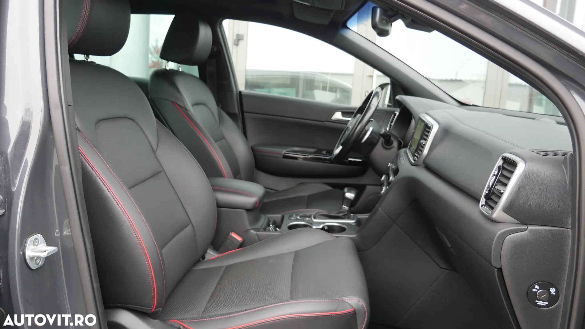 Kia Sportage 1.6 T-GDI AWD Aut. GT Line - 13