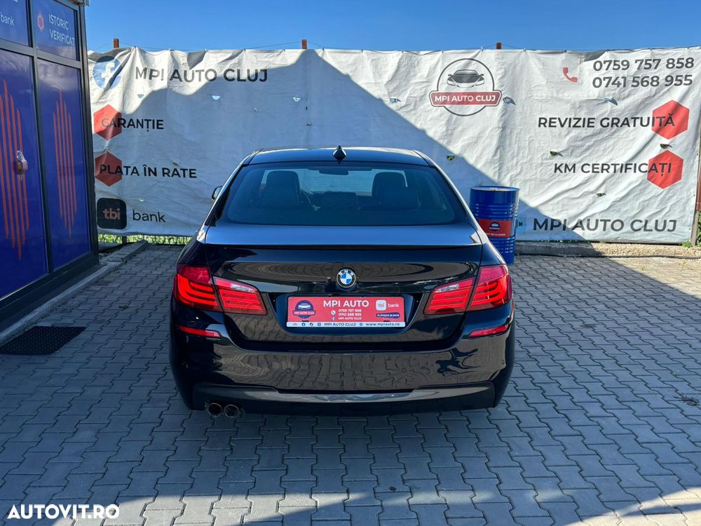 BMW Seria 5 520d Sport-Aut. - 12