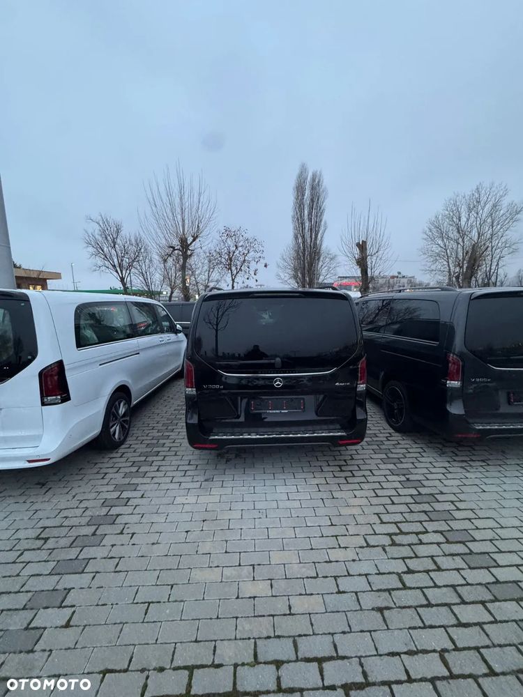 Mercedes-Benz Klasa V 300 d 4-Matic 9G-Tronic Exclusive (d³ugi) - 4