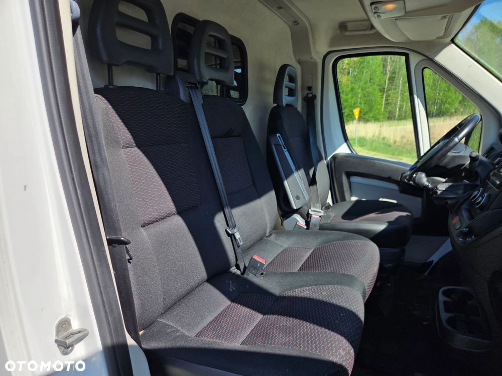 Peugeot Boxer L2H2 super stan niski przebieg - 24