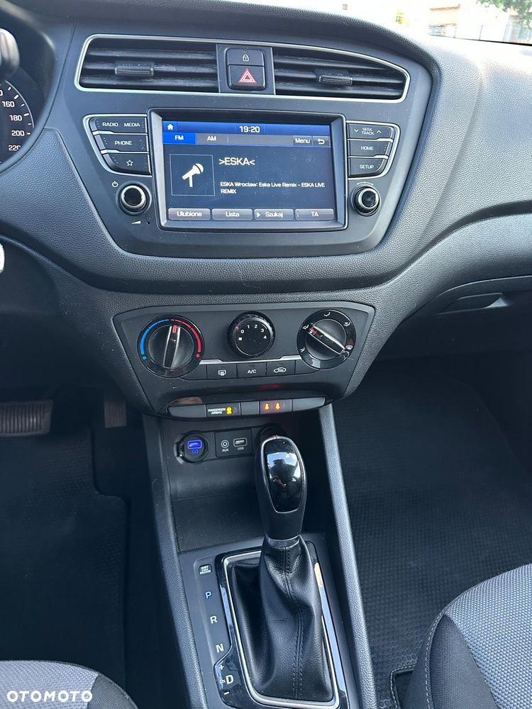 Hyundai i20 1.0 T-GDI Comfort DCT - 13
