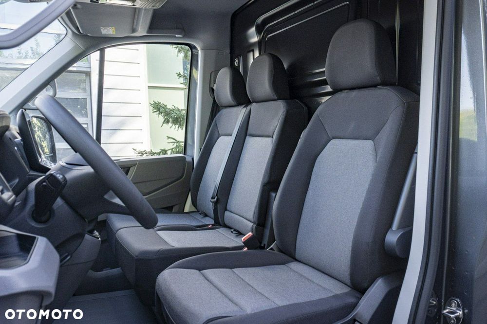 Volkswagen Crafter - 13