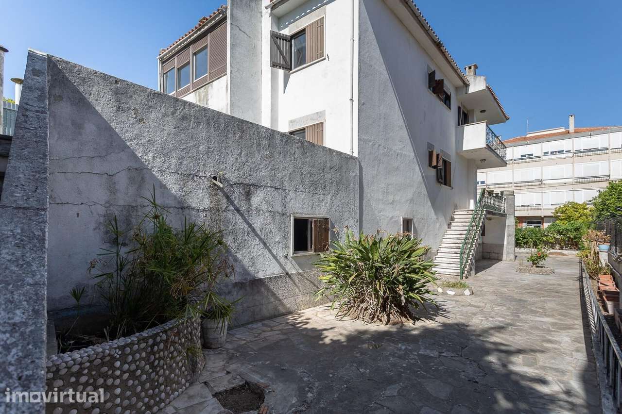 Moradia com Grande Potencial de Valorização na Bobadela - Loures | 3 P - Grande imagem: 4/60