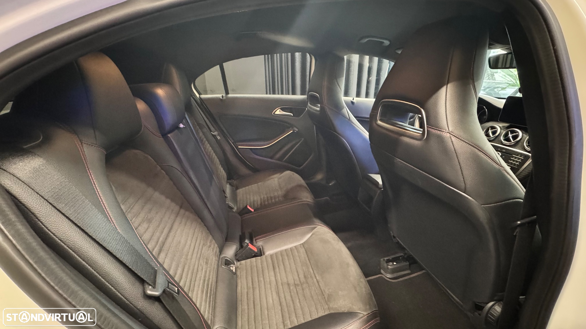 Mercedes-Benz A 200 CDI 7G-DCT AMG Line - 11