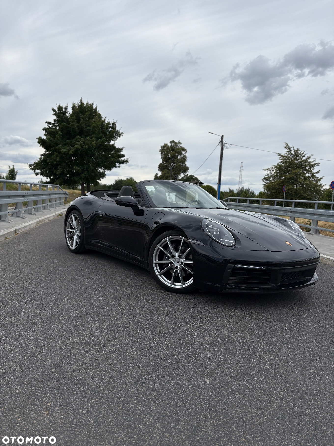 Porsche 911 Carrera Cabrio - 2