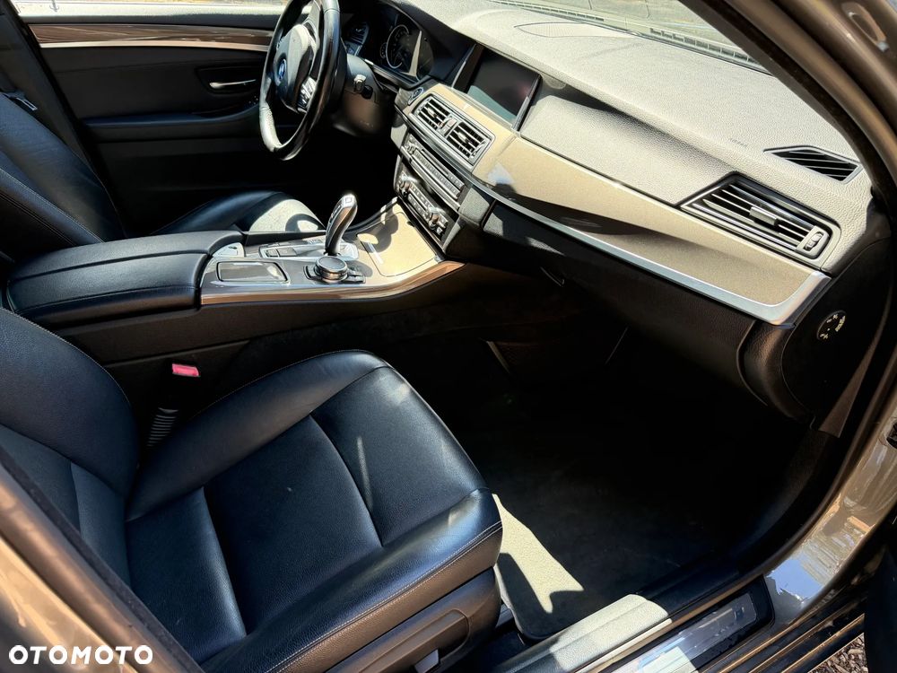 BMW Seria 5 530d Modern Line - 20