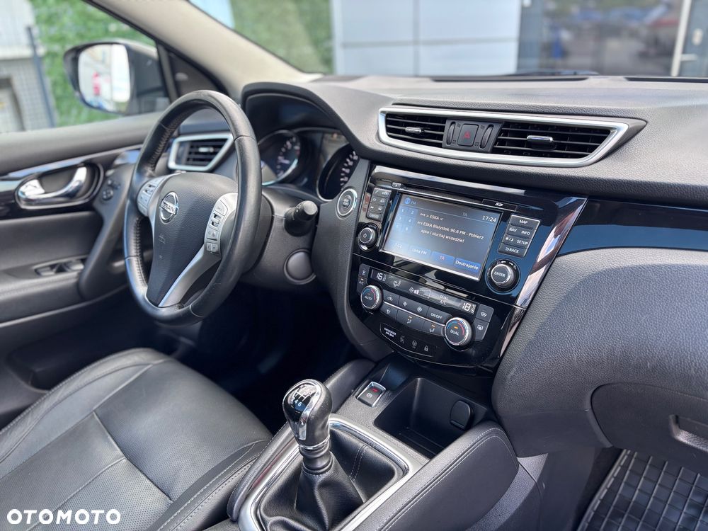 Nissan Qashqai 1.6 DCi TEKNA - 31
