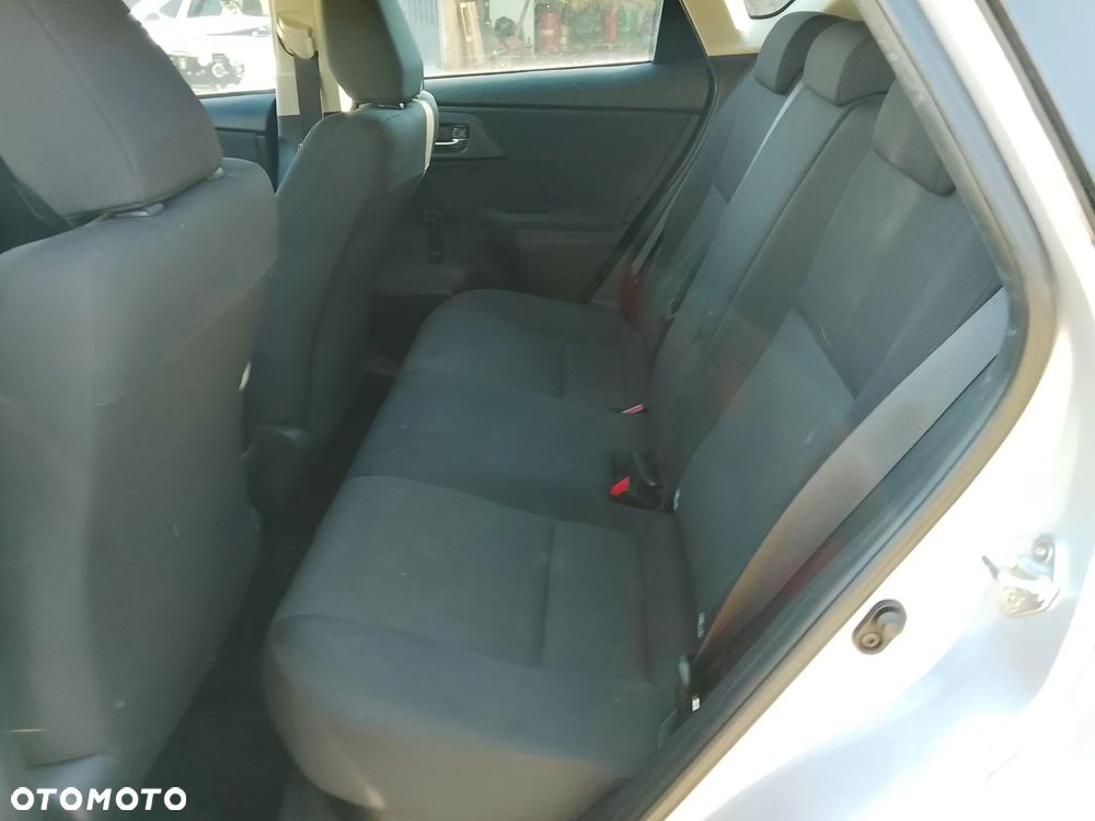 Toyota Auris Hybrid 135 Active - 8