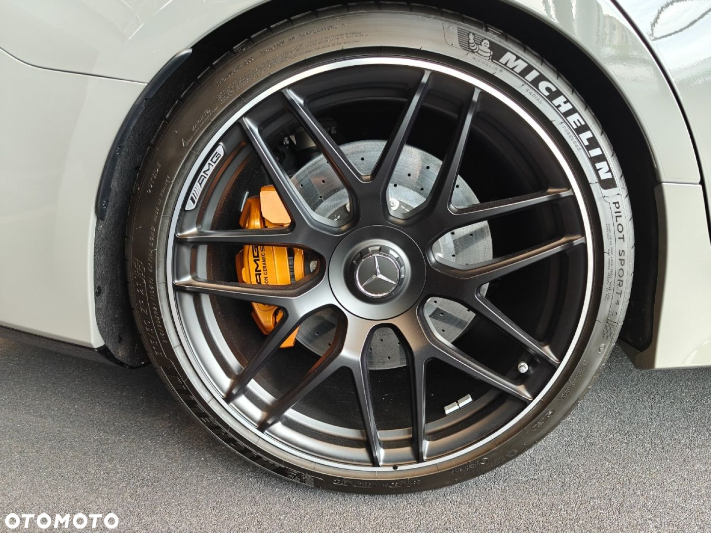 Mercedes-Benz AMG GT - 10