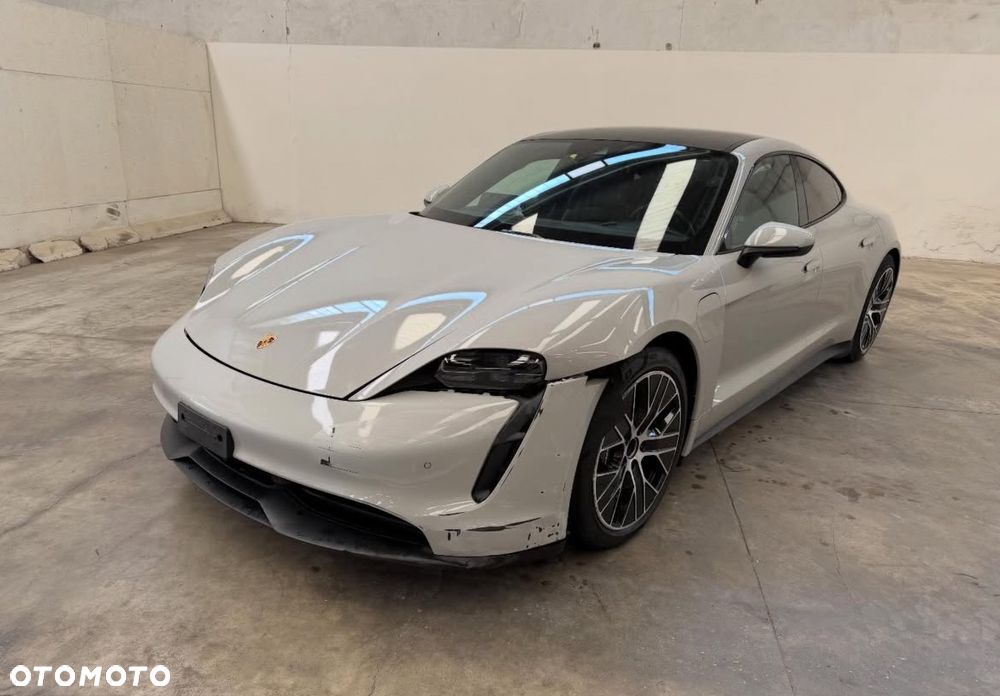 Porsche Taycan Sport - 1