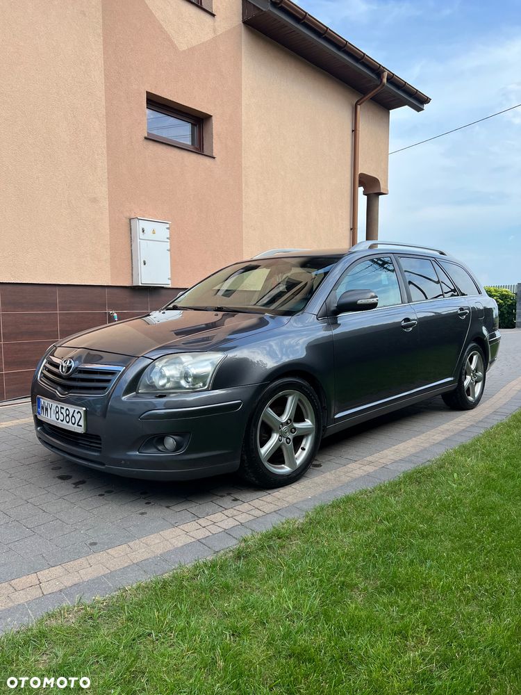 Toyota Avensis 2.2 D-4D Platinium - 3