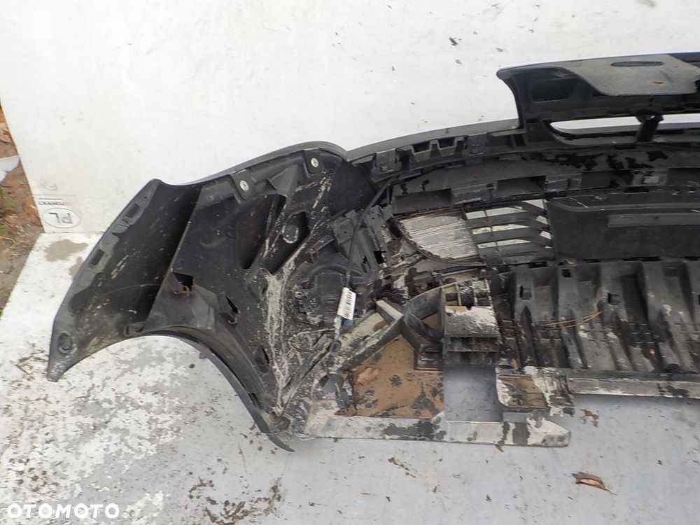 829 RENAULT MEGANE III ZDERZAK PRZÓD PRZEDNI - 4