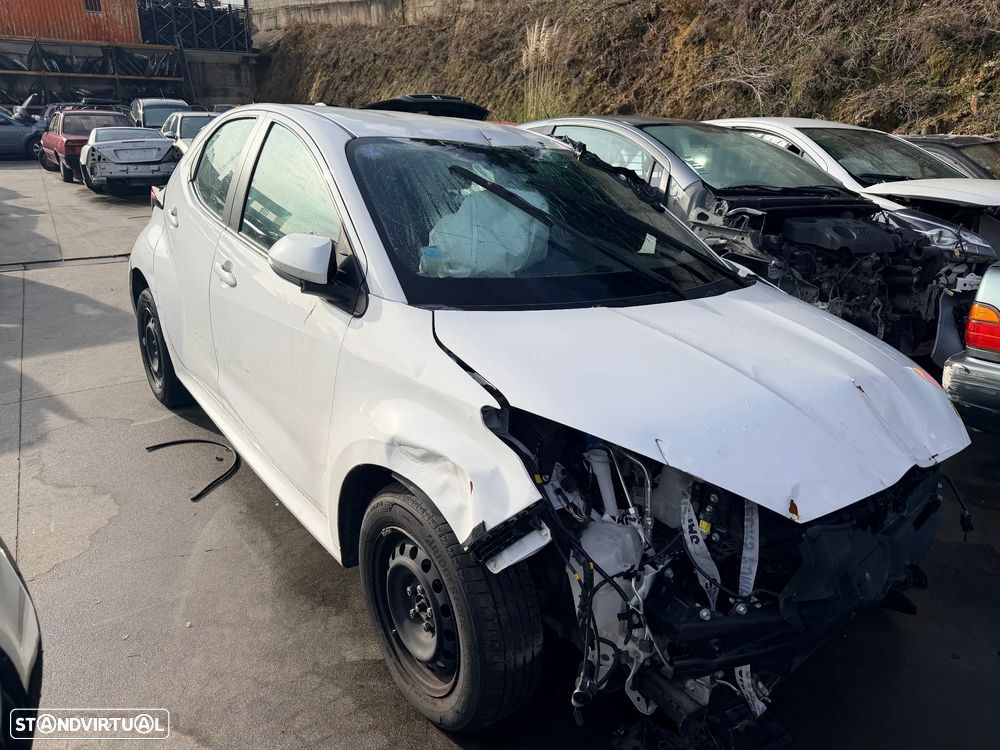 TOYOTA YARIS 1.5 HDF (HIBRIDO) DE 2022 EM CENTRO DE ABATE FIM DE VIDA - 2