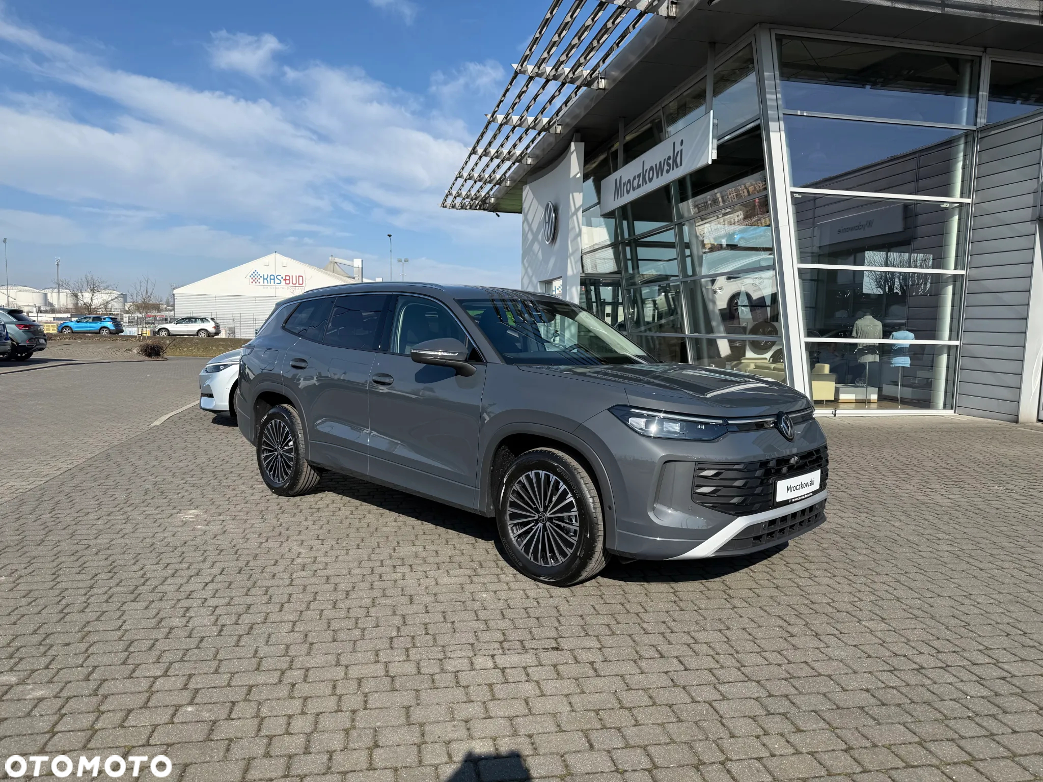 Volkswagen Tayron 1.5 TSI eHybrid PHEV Elegance DSG - 2