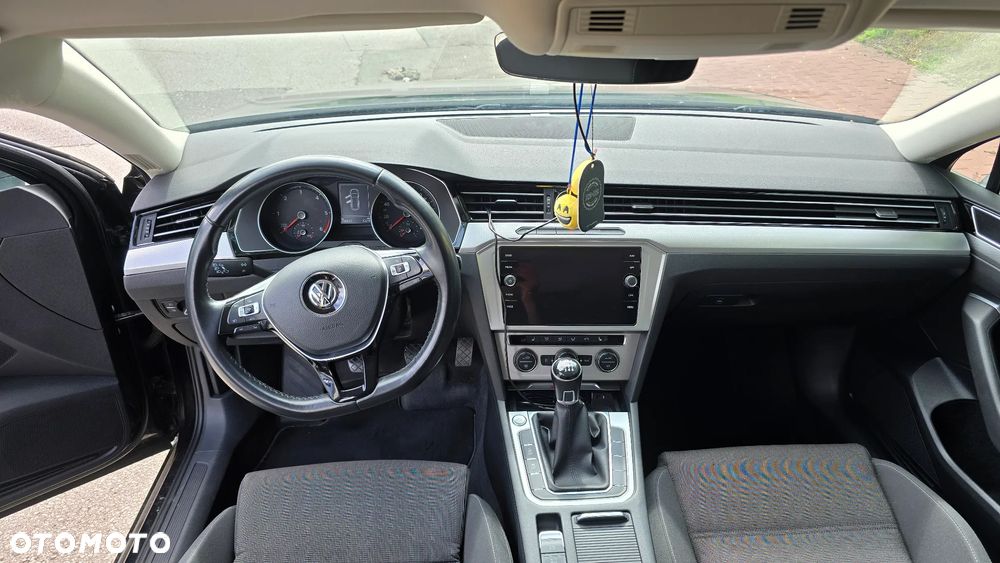 Volkswagen Passat Variant - 29