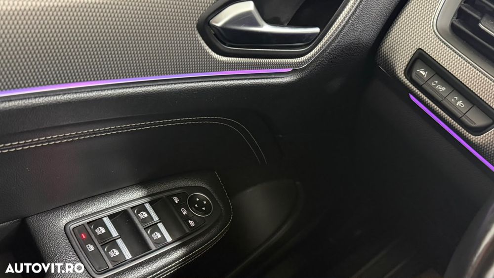 Renault Arkana E-TECH RS Line - 11