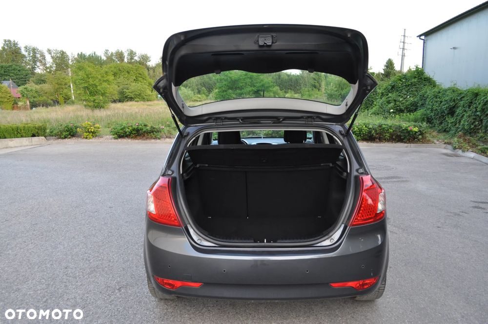 Kia Ceed - 20