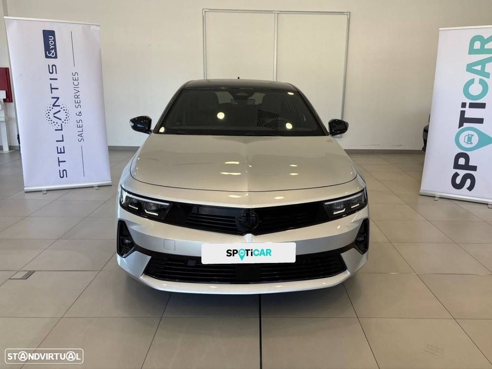 Opel Astra 1.2 T GS Aut. - 2