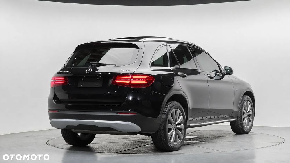 Mercedes-Benz GLC 350 e 4Matic 7G-TRONIC - 3