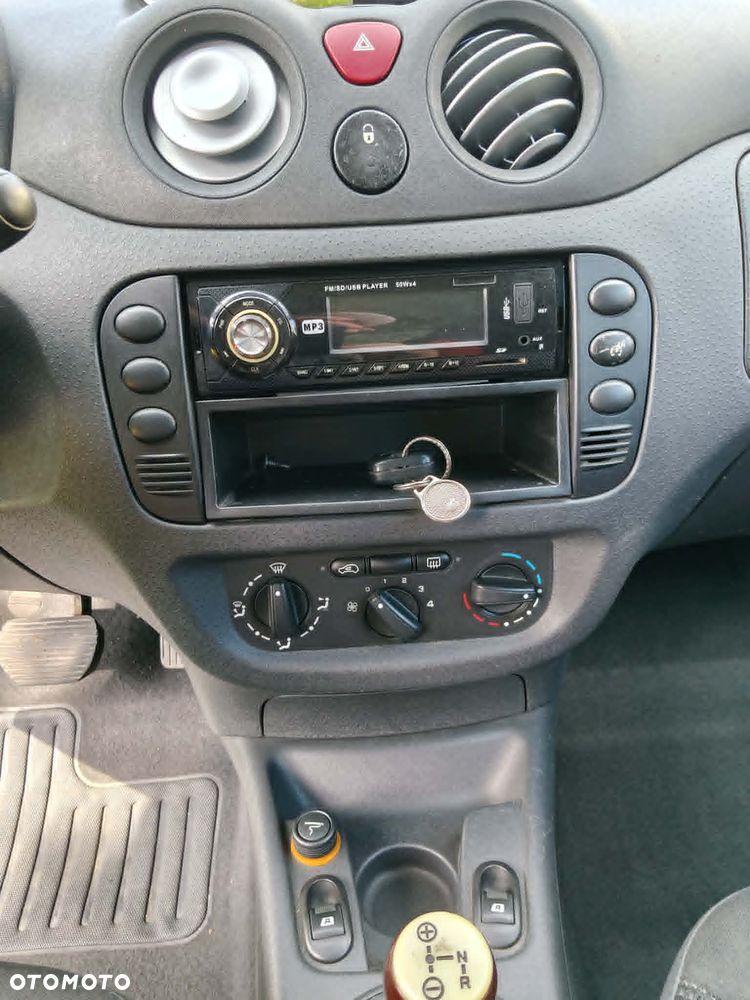 Citroën C2 1.4 HDi Control+ - 6