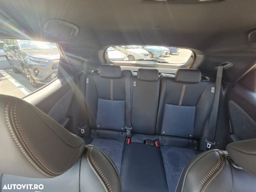 Lexus LBX 1.5 HEV 4x2 CVT Cool - 13