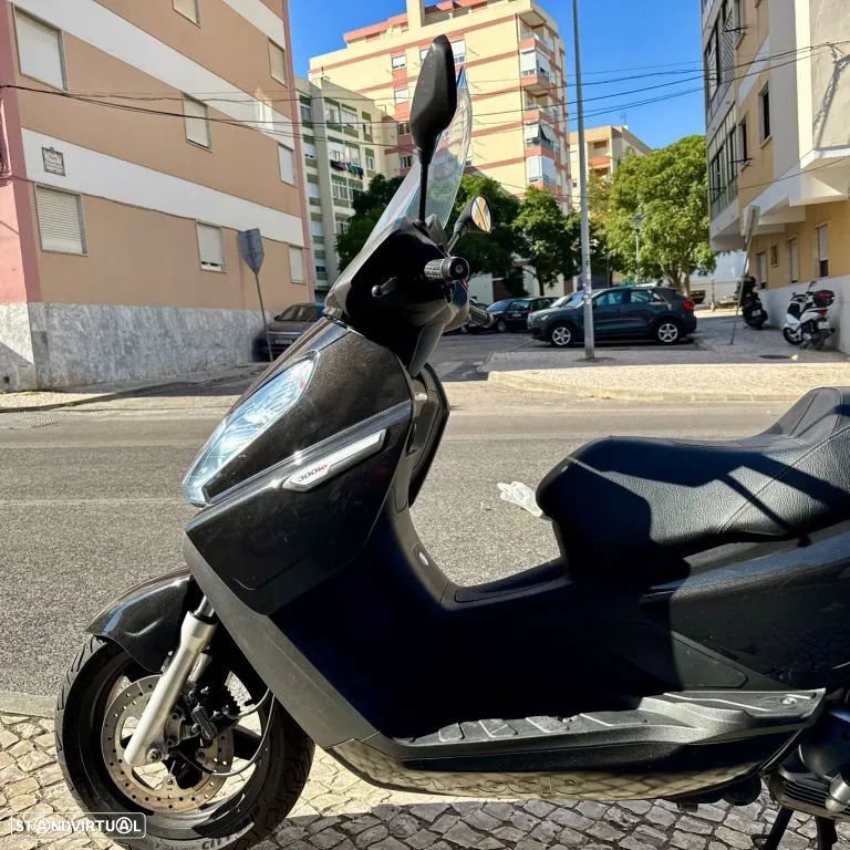 Piaggio XEvo X7 - 23
