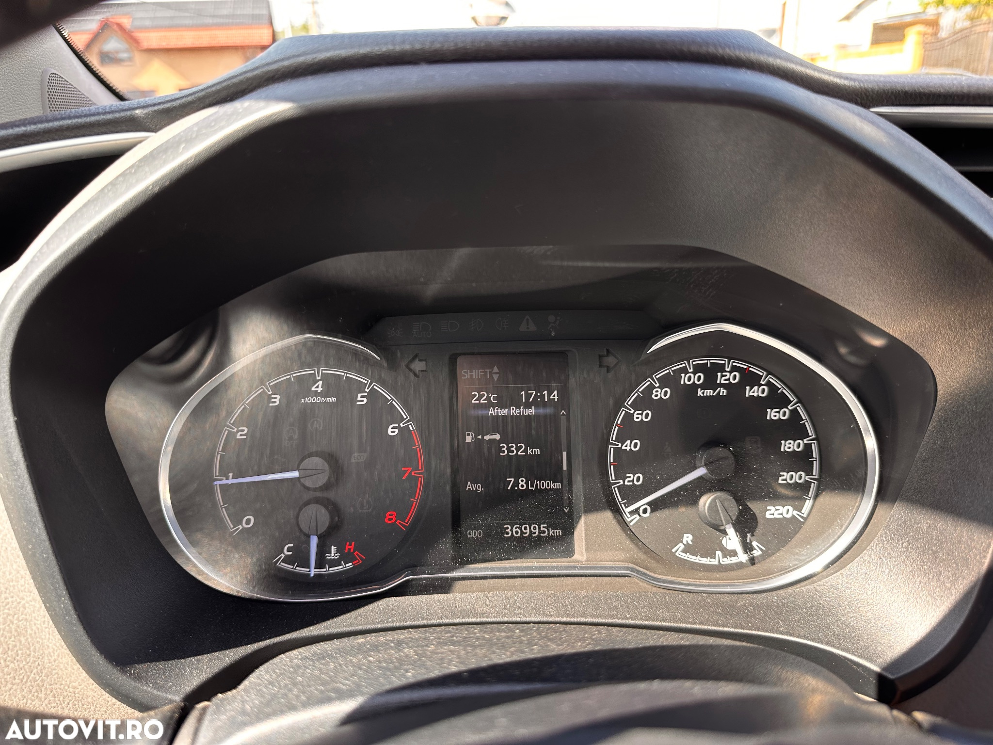 Toyota Yaris - 8