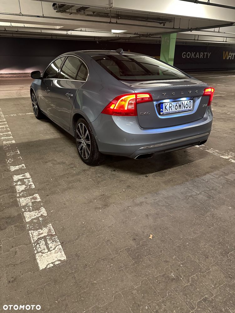 Volvo S60 - 5
