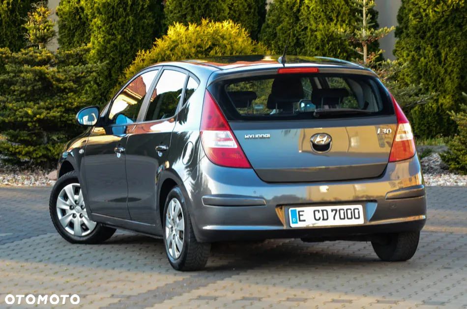 Hyundai i30 1.6 Comfort - 21