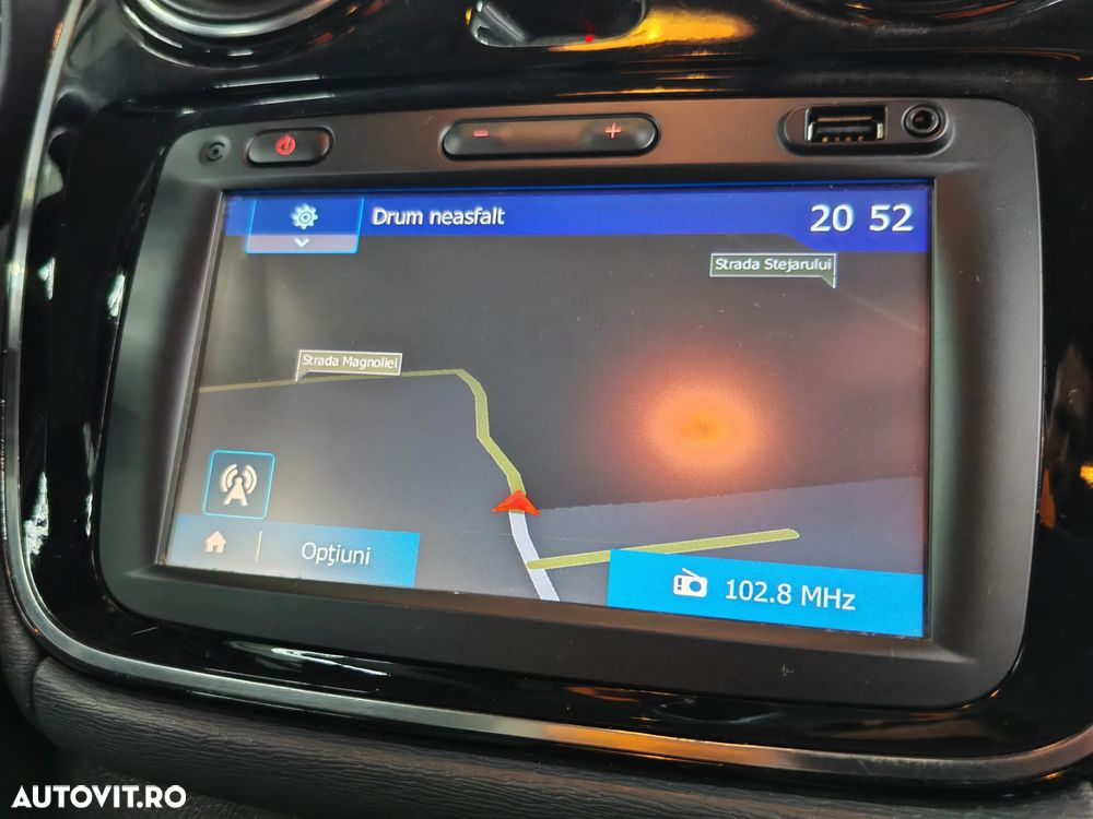 Dacia Lodgy 1.5 dCi Stepway - 19