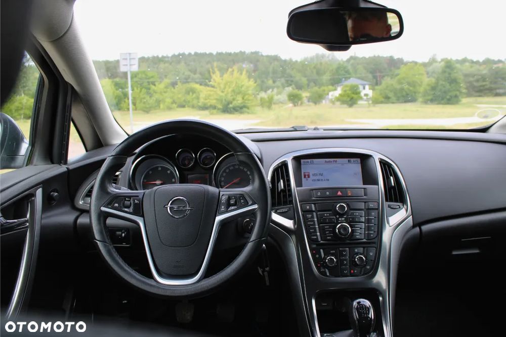 Opel Astra 1.7 CDTI DPF Cosmo - 27