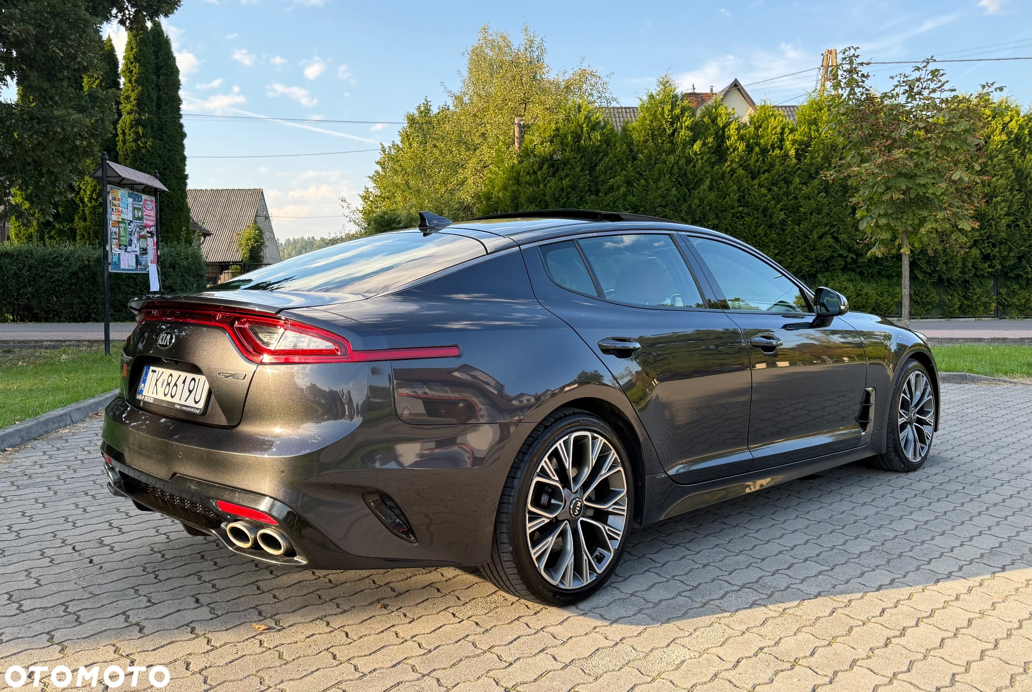 Kia Stinger 2.0 T-GDI GT Line - 11
