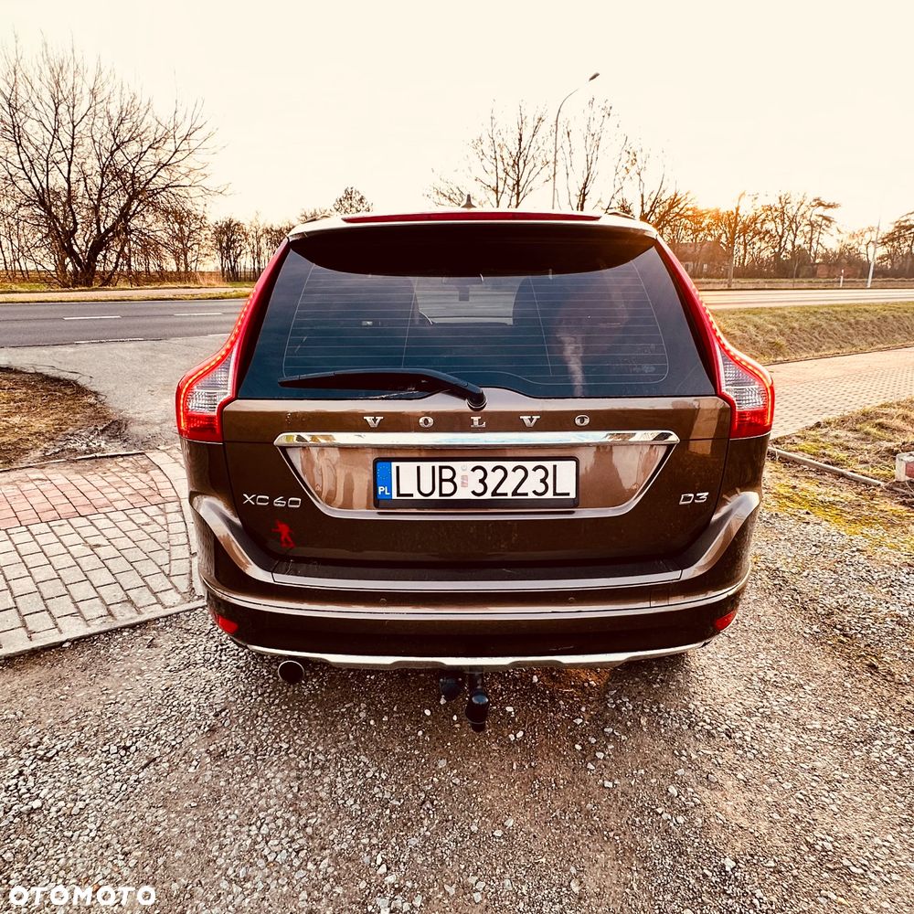 Volvo XC 60 D3 Momentum - 3