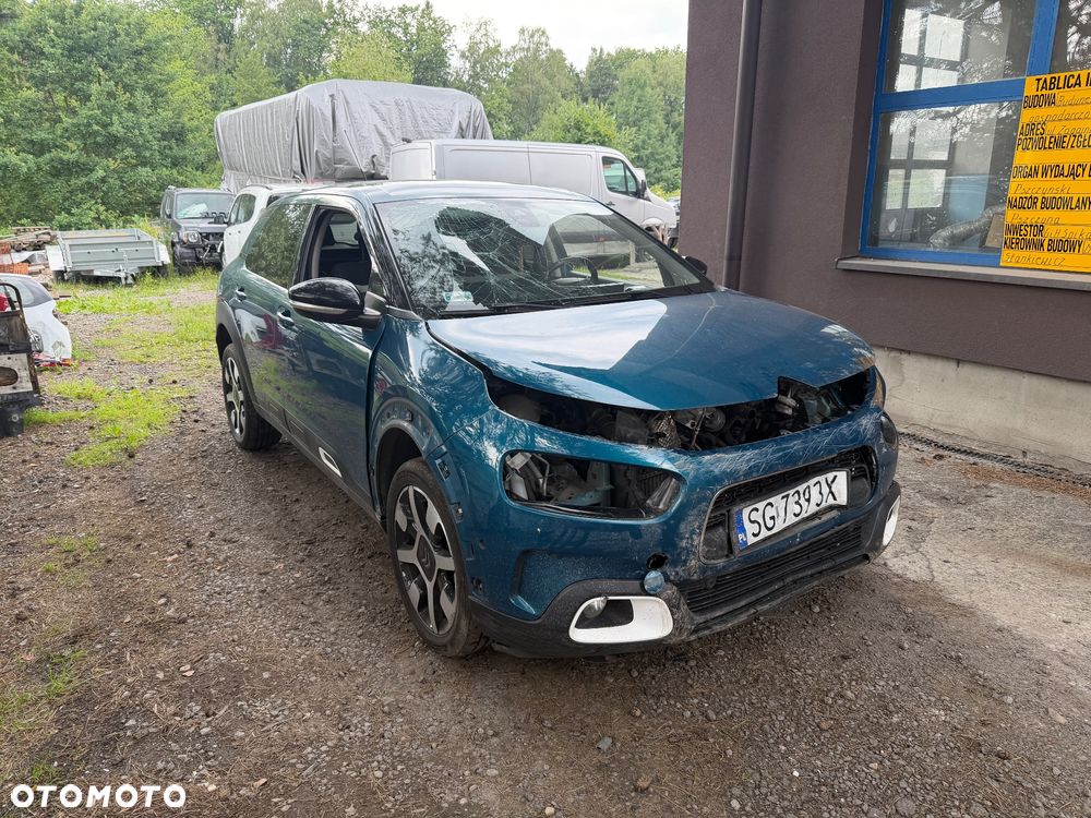 Citroën C4 Cactus 1.2 PureTech Shine S&S - 2