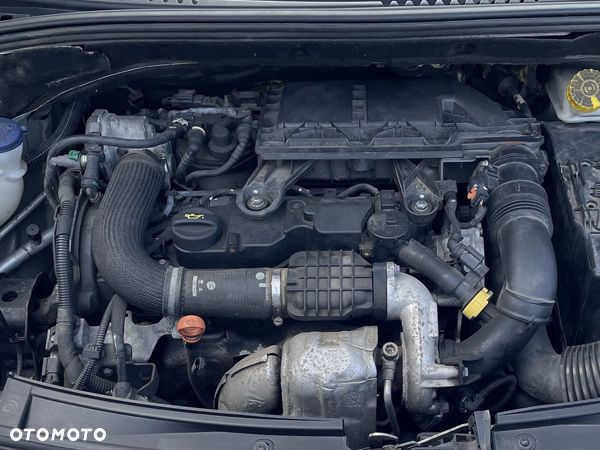 DV4C kompletny silnik 1.4 HDi PSA Peugeot Citroen DS 8HP 8HR - 1